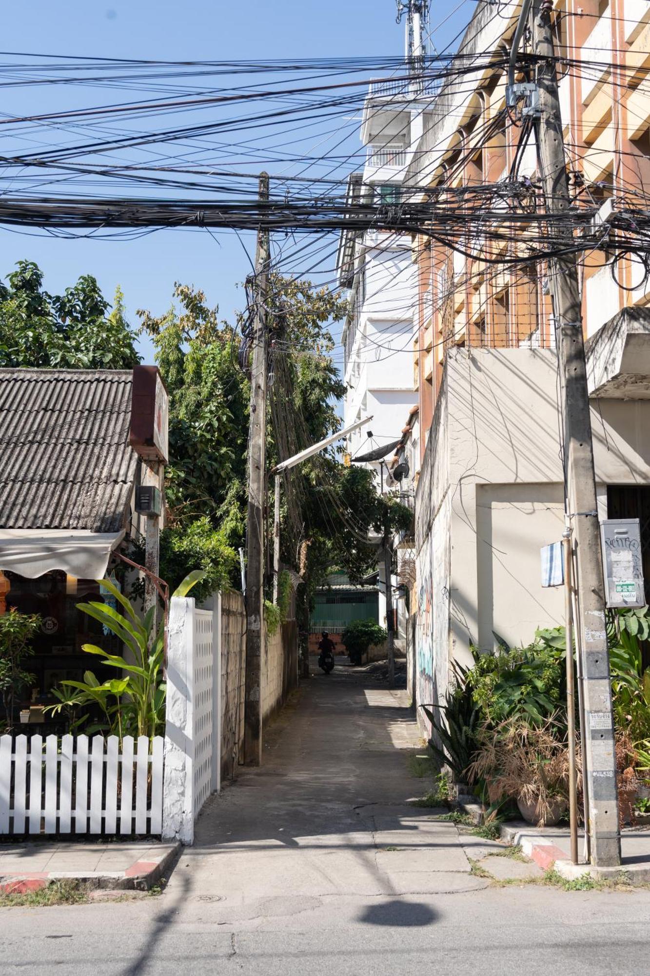 Отель Chiang Mai Mansion Экстерьер фото