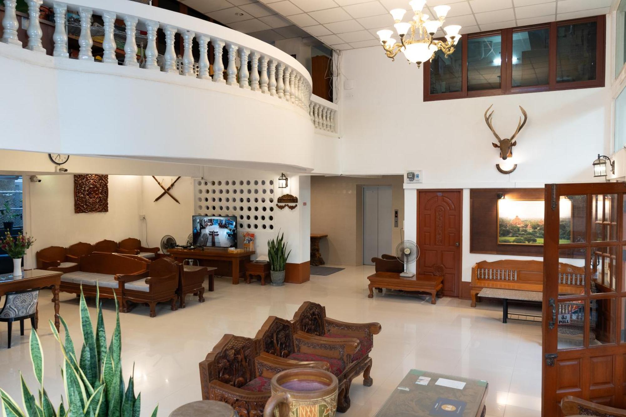Отель Chiang Mai Mansion Экстерьер фото